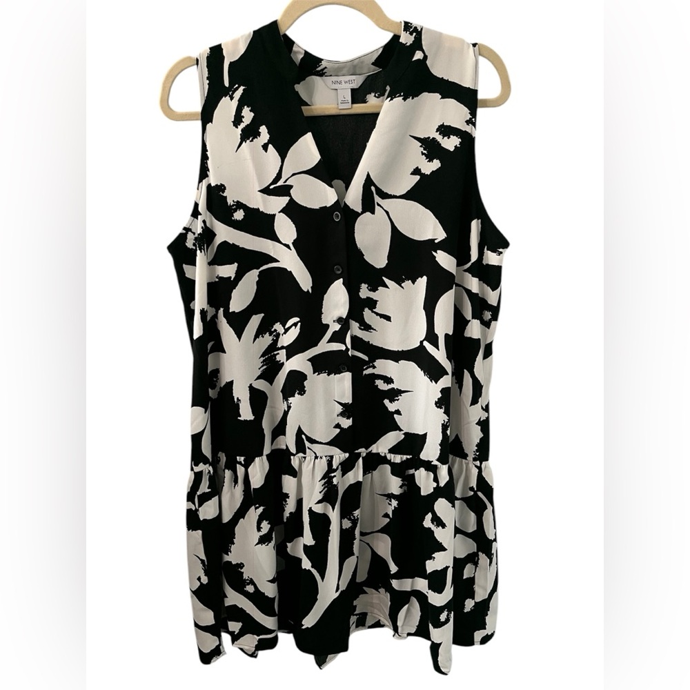 NWOT Nine West Abstract Sleeveless Black and White Dress in Size L